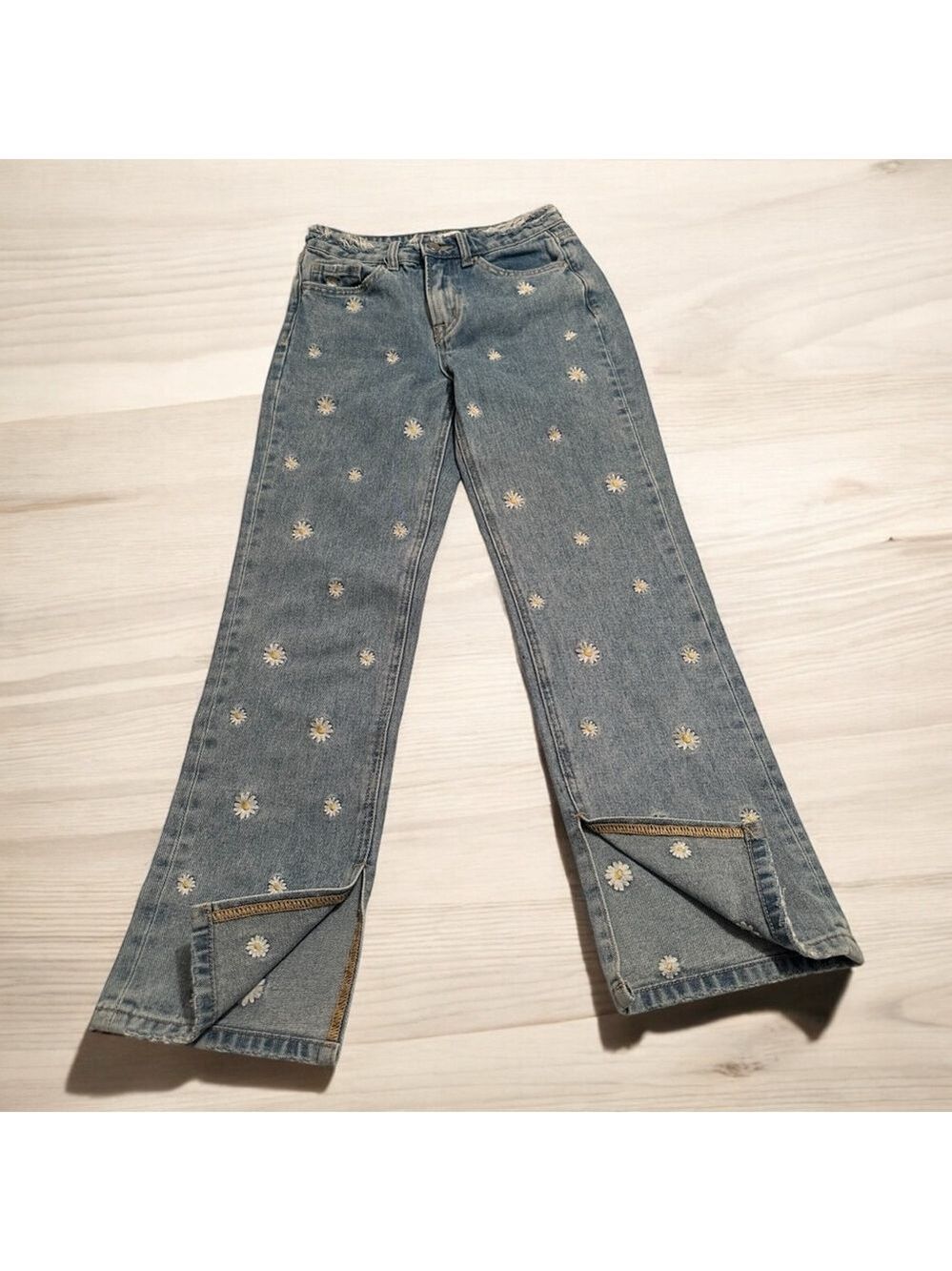 Boutique Mica Denim Distressed Hippie Jeans Womens XXS Embroidered Daisies LA